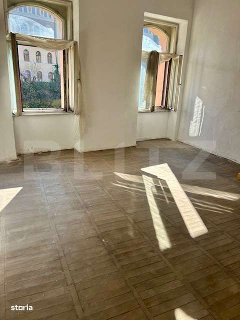 Apartament 3 camere, 100 mp, cladire istorica  zona centrala - Imagine principală: 2/7