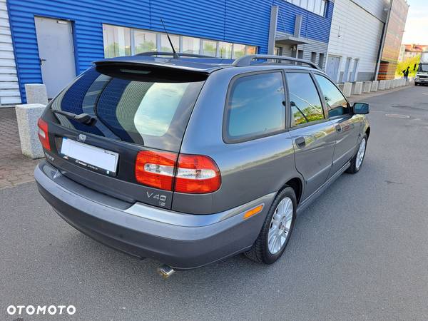 Volvo V40 1.8 Sport - 35