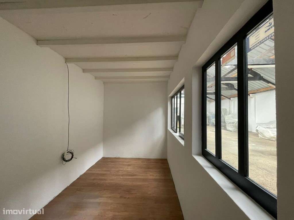 ARMAZÉM PARA ARRENDAMENTO - MONTE! - Grande imagem: 4/10