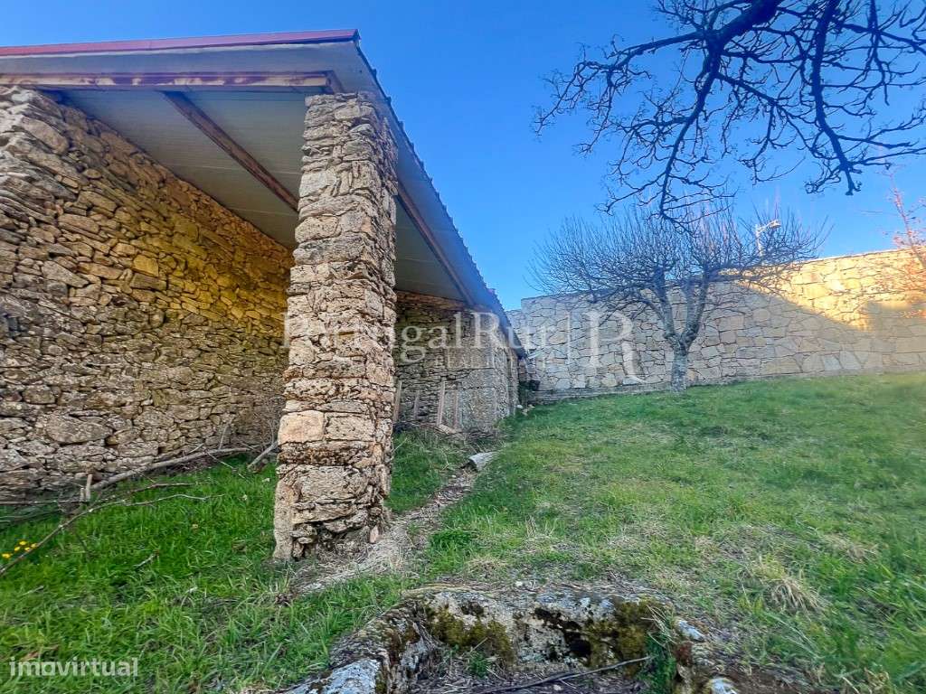 Moradia com potencial de investimento na Serra da Estrela, Covilhã-45