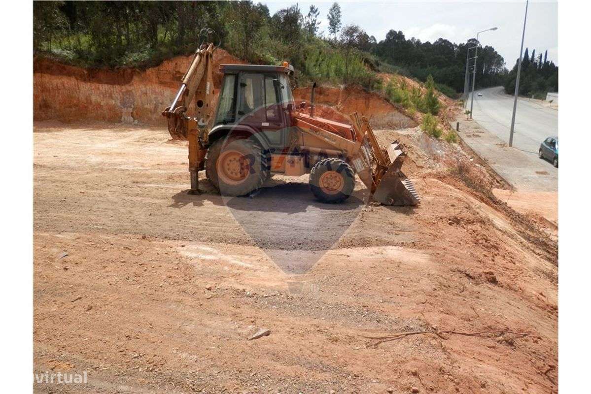 Lote de terreno c/ viabilidade de construção - Grande imagem: 4/8