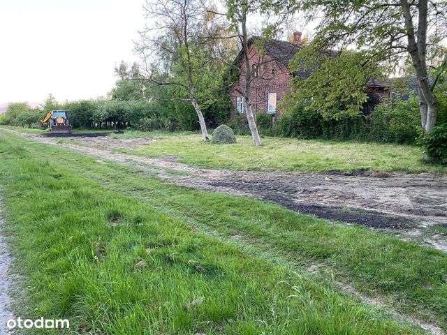 Atrakcyjna działka w Kaniowie ul. Dankowicka-3