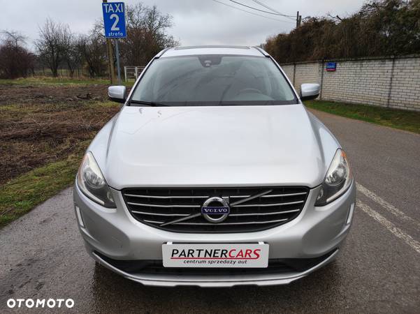 Volvo XC 60 T5 Momentum - 11