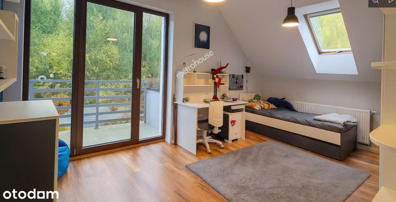 Dom w Kajetanach na działce 1100m2-10