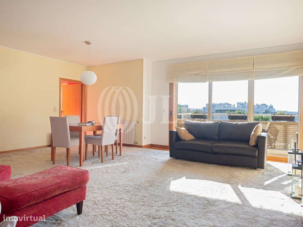Apartamento T3 com vista mar, na Foz, Porto - Grande imagem: 4/32