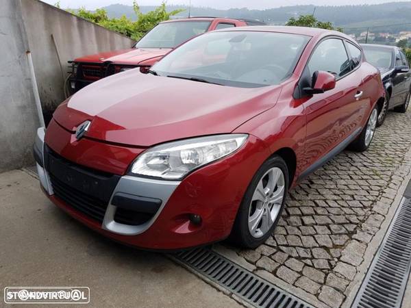 Renault Megane Coupe 2012 para peças - 1