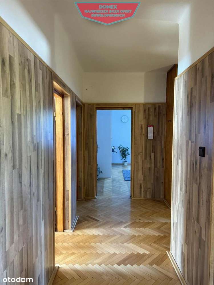 Przestronny dom z dużym ogrodem w sercu Milanówka-8