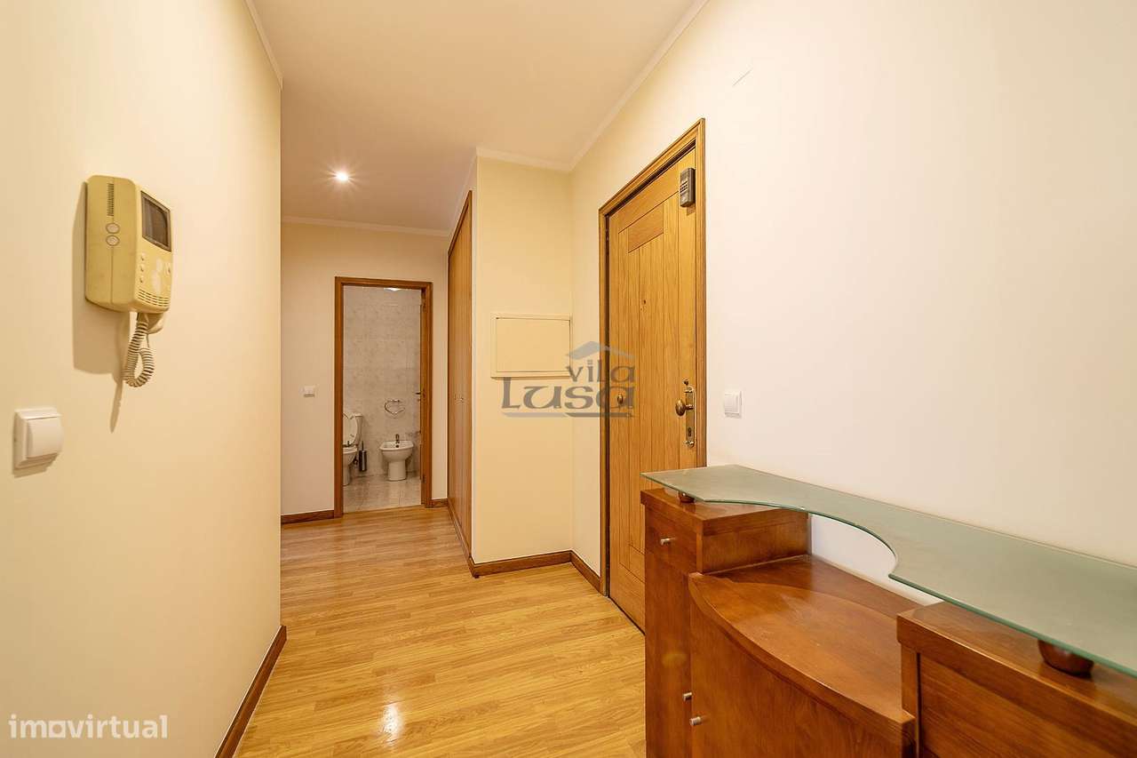 T2 em Seixezelo V.N. de Gaia. com lugar de garagem e arrumos.-13