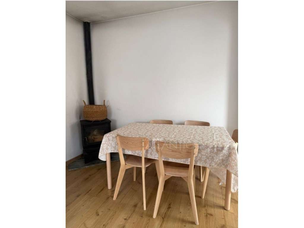 Moradia T2 Remodelado - Centro de Mem Martins-3