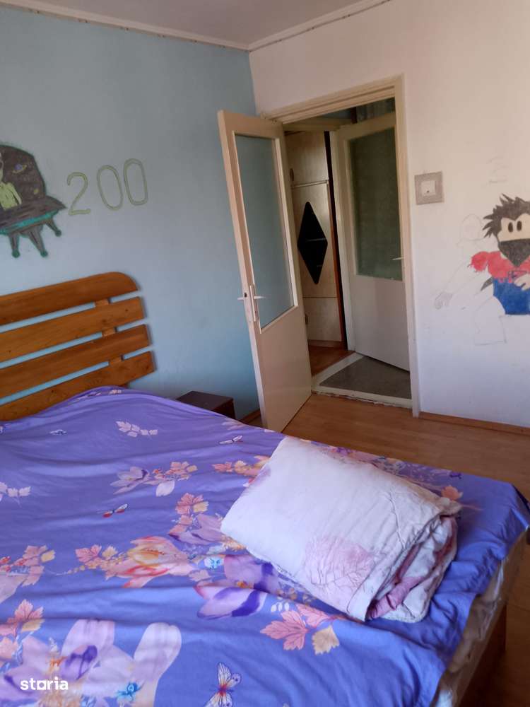 De Vanzare Apartament cu 2 camere zona Plantelor-4