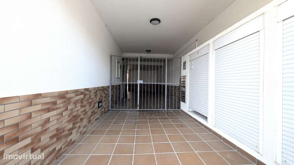 T3 Duplex com Vista Castelo, Serra e Mar – Condomínio Fechado em Sesim-25