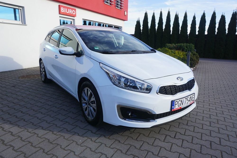 Kia Ceed II 1.6 GDI Dream Team Edition 2018