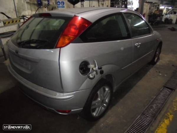 Carro MOT: F9DA CXVEL: 2S4R7002PA FORD FOCUS 2002 1.8TDCI 115CV 2P CINZA DIESEL - 3