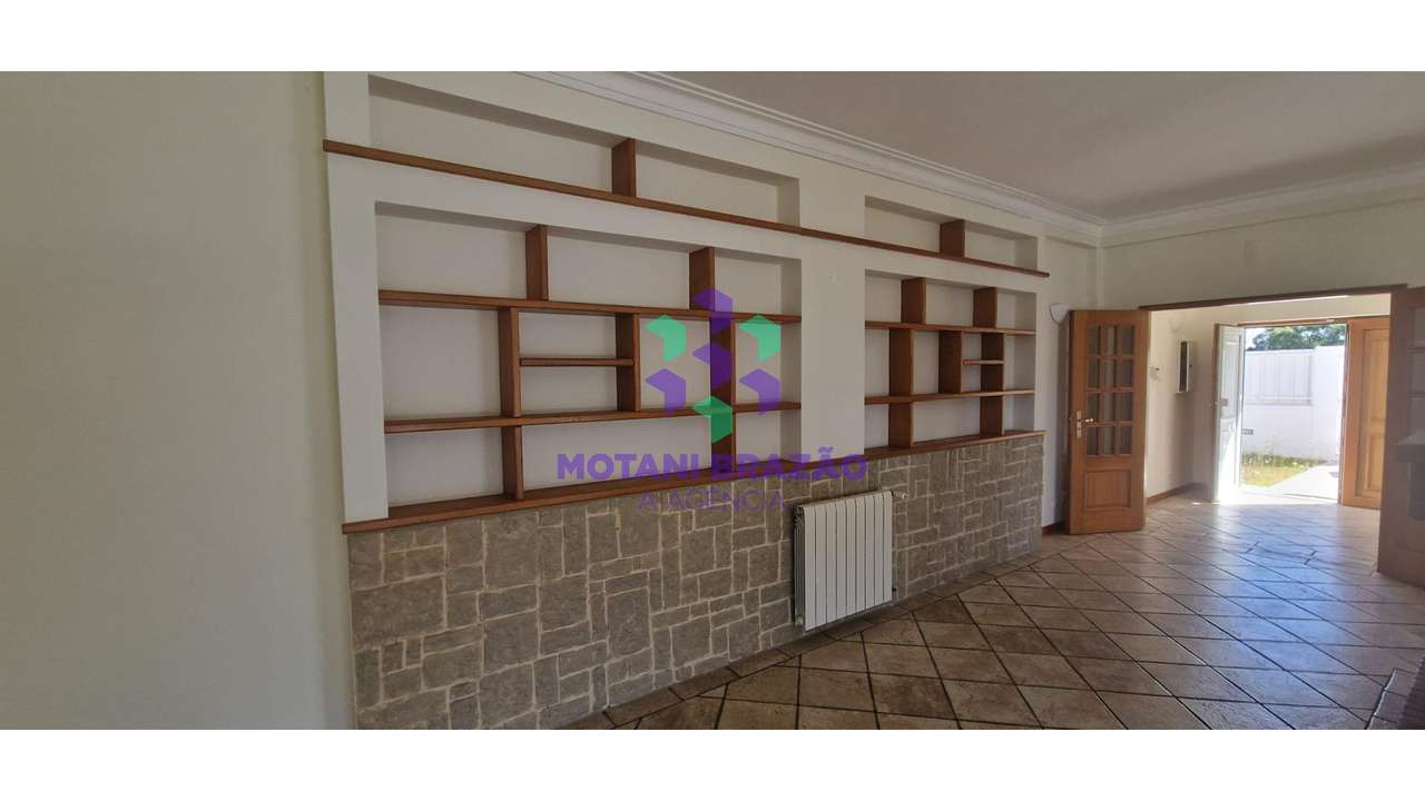 Magnífica Moradia Sesimbra c/Piscina-30