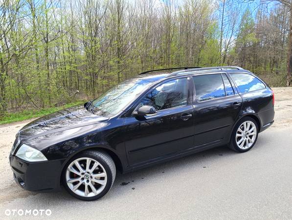 Skoda Octavia Combi 2.0 TDI CR DPF RS - 4