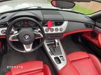 BMW Z4 sDrive23i - 11