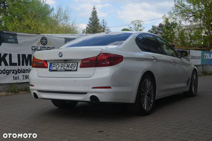 BMW Seria 5 520d xDrive Sport Line sport - 8