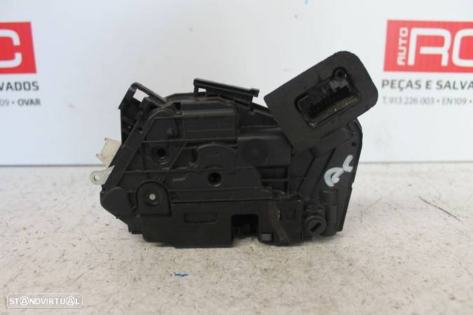 Fecho Porta Trás Esquerdo Volkswagen Polo de 2011 - 2