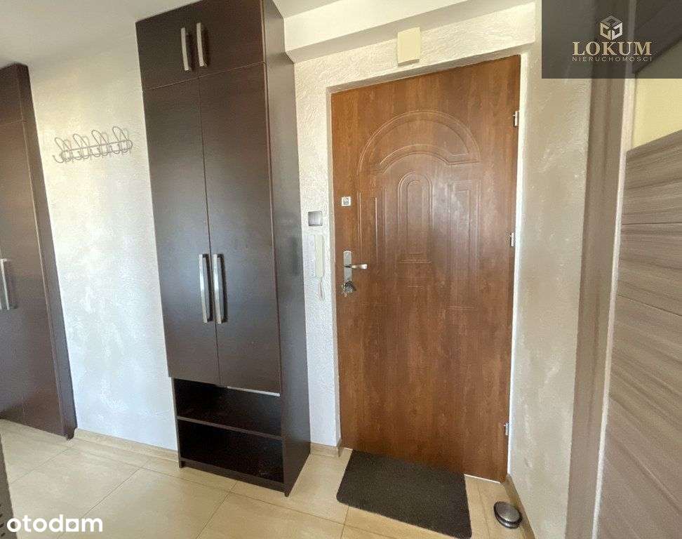 Mieszkanie Na Sprzedaż Cz-Wa Centrum !!!-9