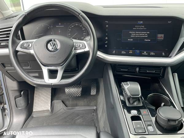 Volkswagen Touareg V6 TDI 4MOTION Elegance - 11