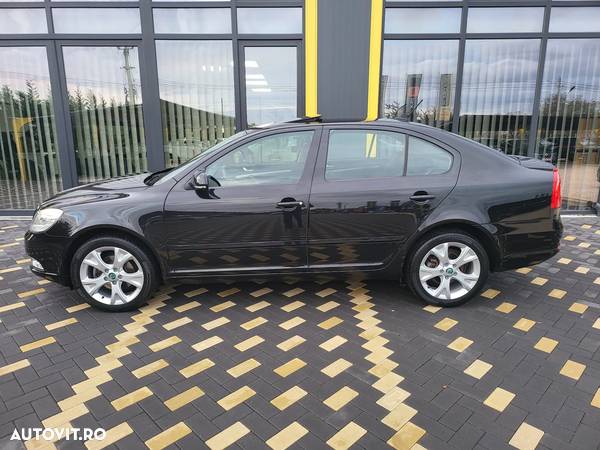 Skoda Octavia 2.0 TDI DPF Elegance - 2