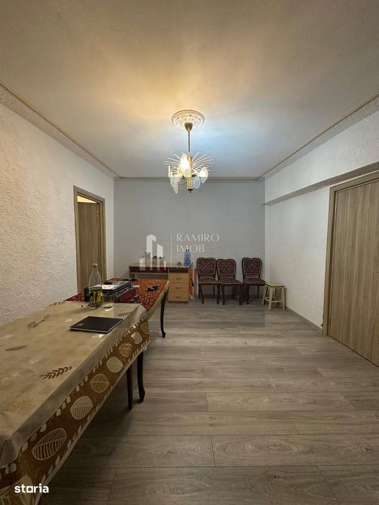 3 CAMERE 70 MP APARATORII PARTIEI 1 MIN