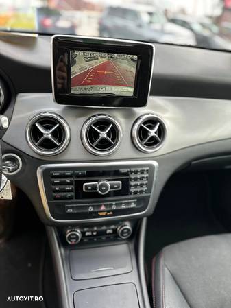 Mercedes-Benz GLA 220 CDI 4Matic 7G-DCT AMG Line - 9