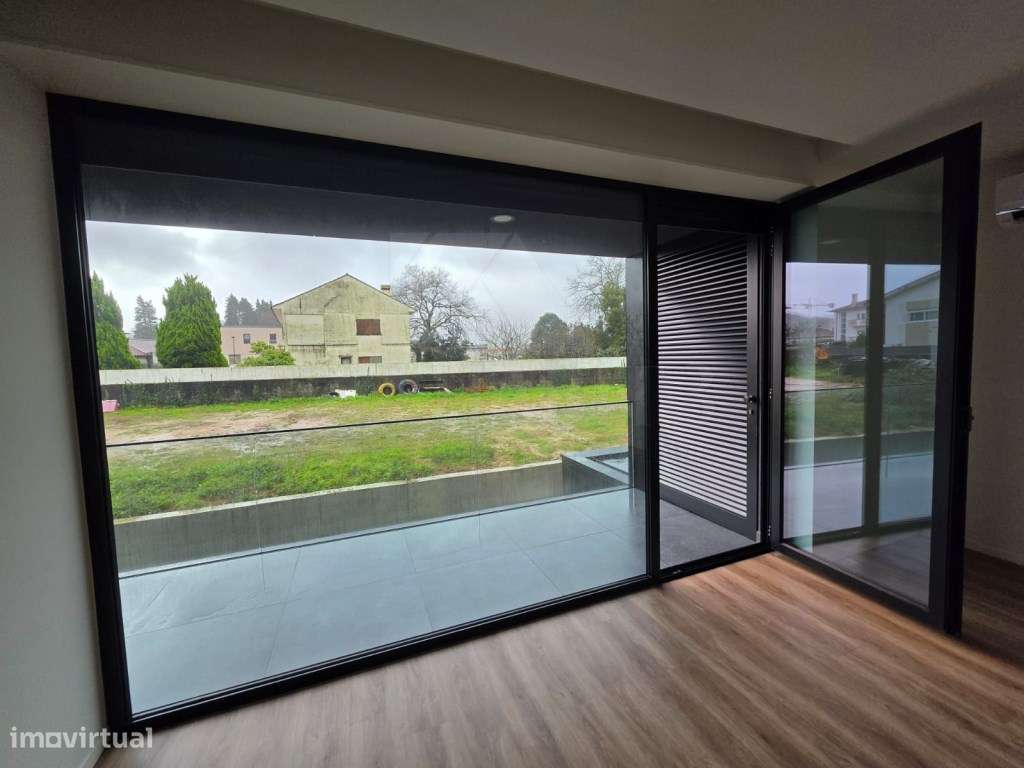 Apartamento T1 Novo em empreendimento de luxo-10