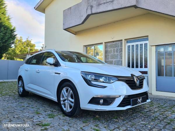 Renault Mégane Sport Tourer BLUE dCi 115 ZEN - 5