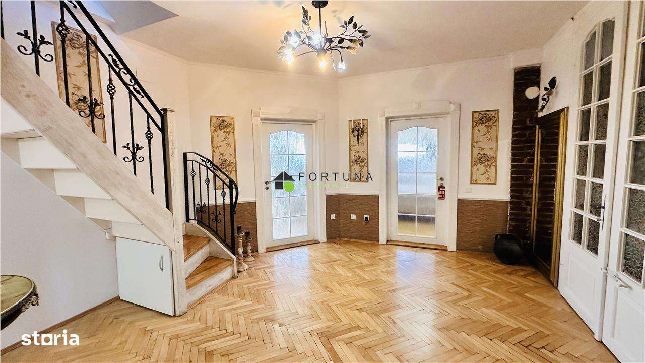 Apartament în casa 5 camere mobilat - Ultracentral-0