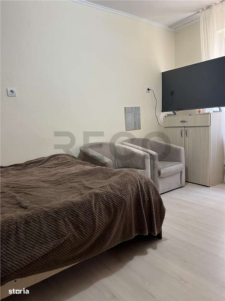 RECO, garsoniera mobilata, utilata, la super pret, Rogerius, Oradea - Imagine principală: 2/9