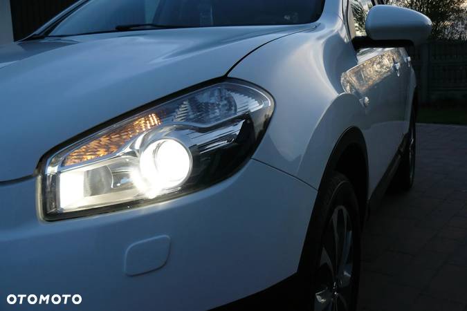 Nissan Qashqai 2.0 4x4 CVT tekna - 6