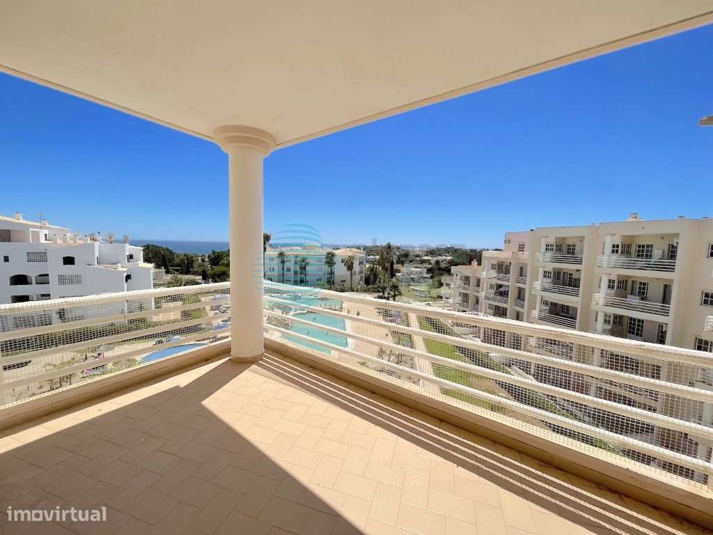 Penthouse 4 assoalhadas com uma área de 232m2, terraço 107m2, Vau, ...-39