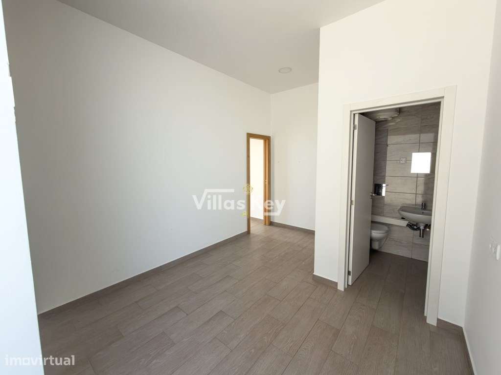 Loja para escritório, comércio ou serviços em Lagos, Algarve, Portugal-8