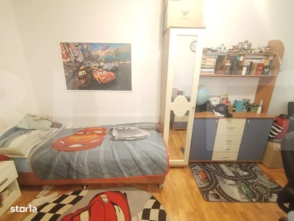 Aparatament de trei camere, semidecomandat, 56mp , Zona Pietii central - Imagine principală: 4/6