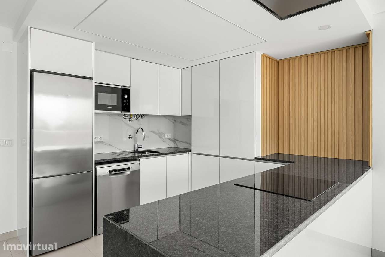 Apartamento T3 de luxo, NOVO, praia, vista mar, piscina!-7