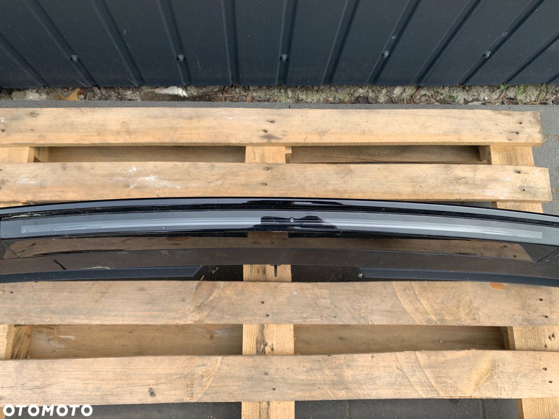 SPOILER TYLNEJ KLAPY RANGE ROVER L494 SPORT SANTORINI BLACK - 14