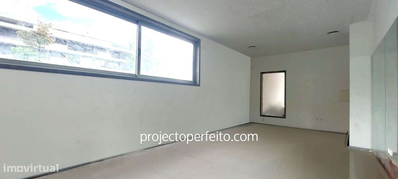 Loja  Arrendamento em Santa Maria da Feira, Travanca, Sanfins e Esparg - Grande imagem: 4/9