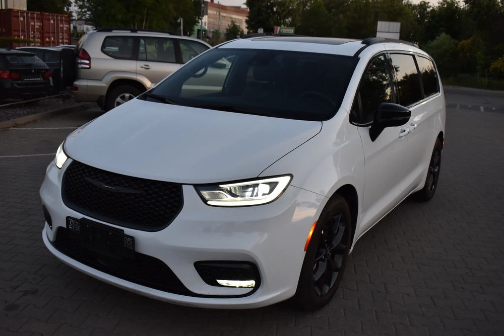 Chrysler Pacifica 2025
