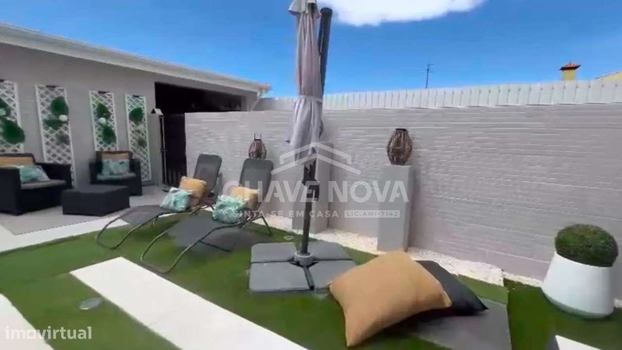 Moradia T3 com Piscina - Grijó Vila Nova de Gaia-32