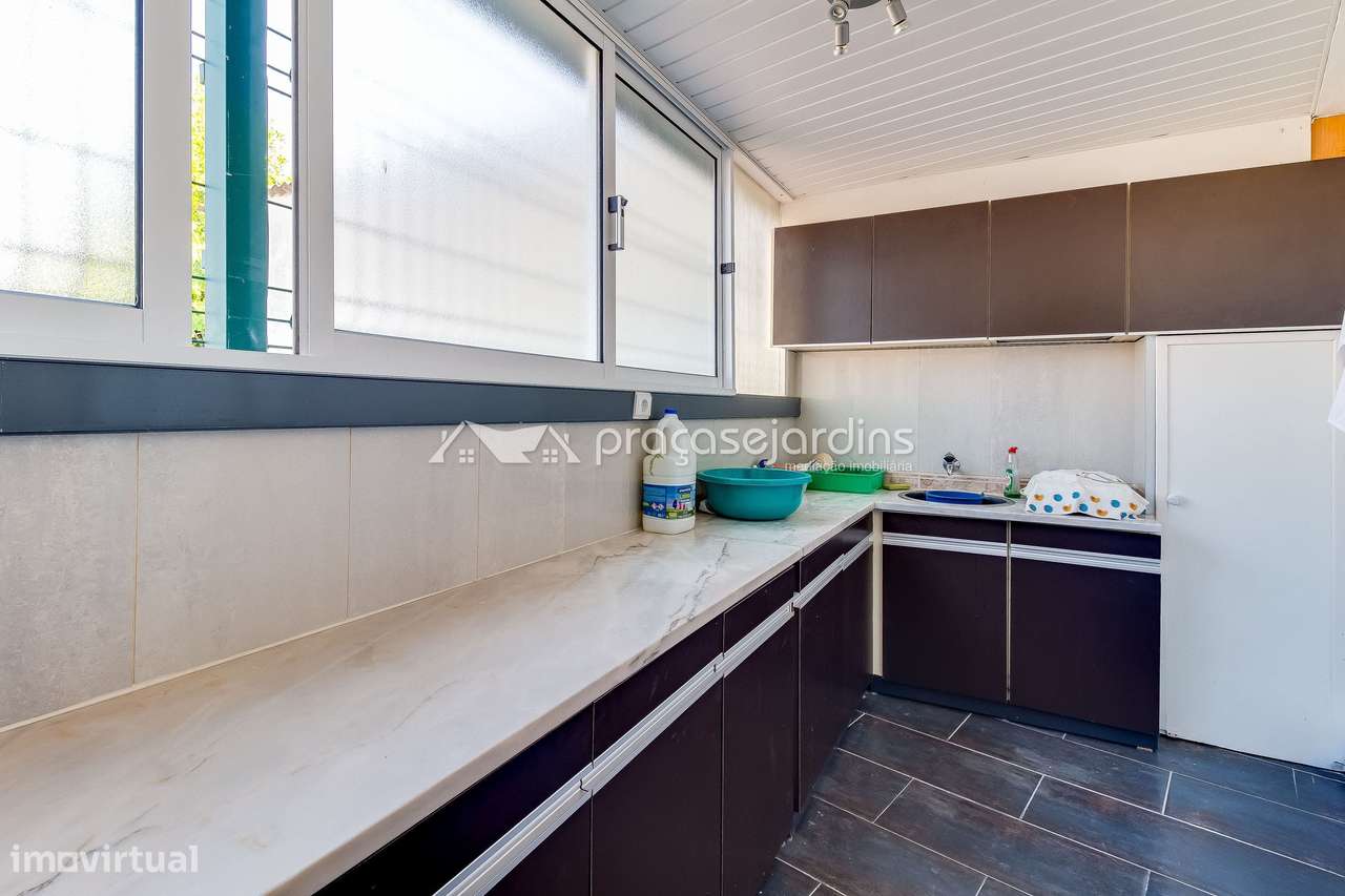 Moradia Unifamiliar de traça rústica-15