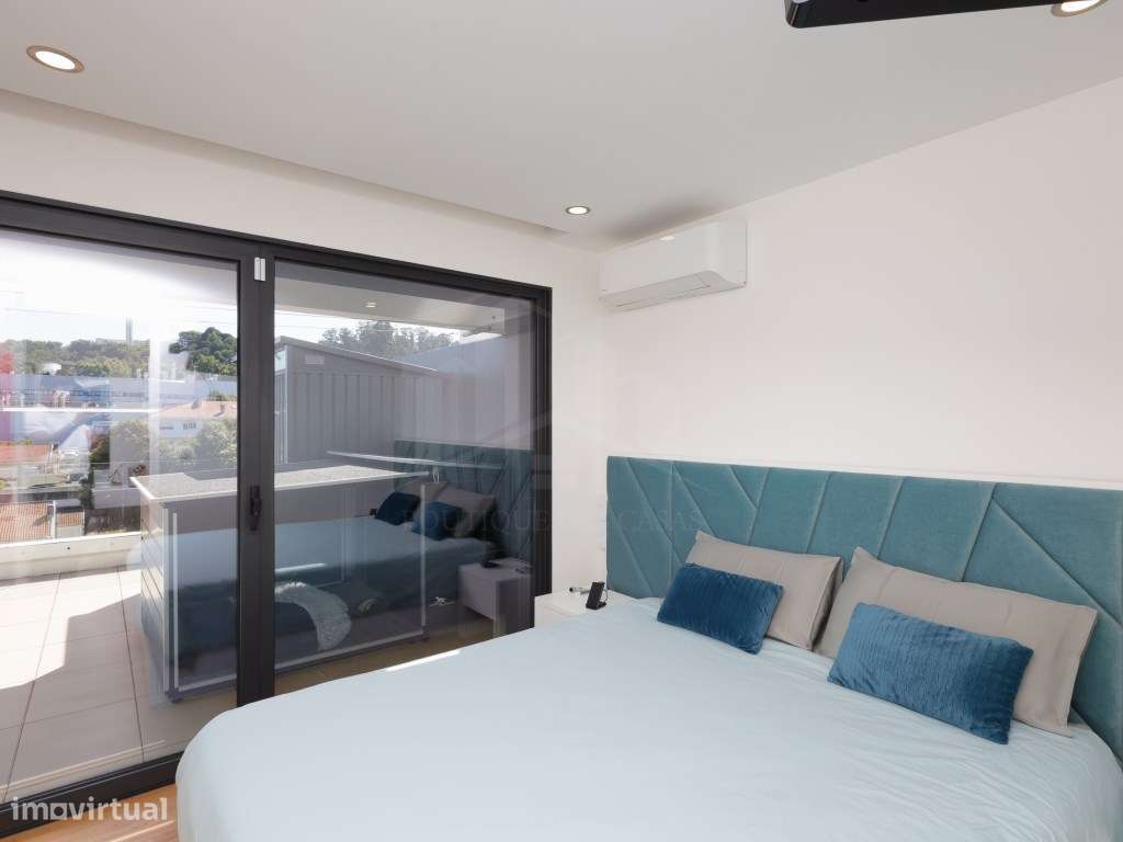Apartamento T2 com Terraço - Último Piso - Parque da Lavandeira-25