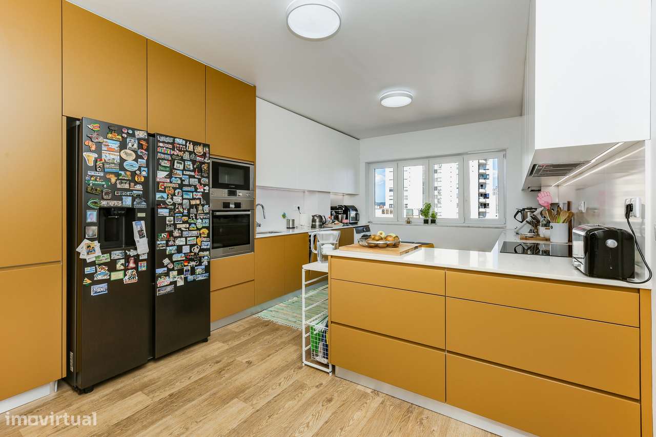 Penthouse Triplex de Luxo Remodelado em Lisboa: 4 Suítes, Vistas e Exc - Grande imagem: 5/51