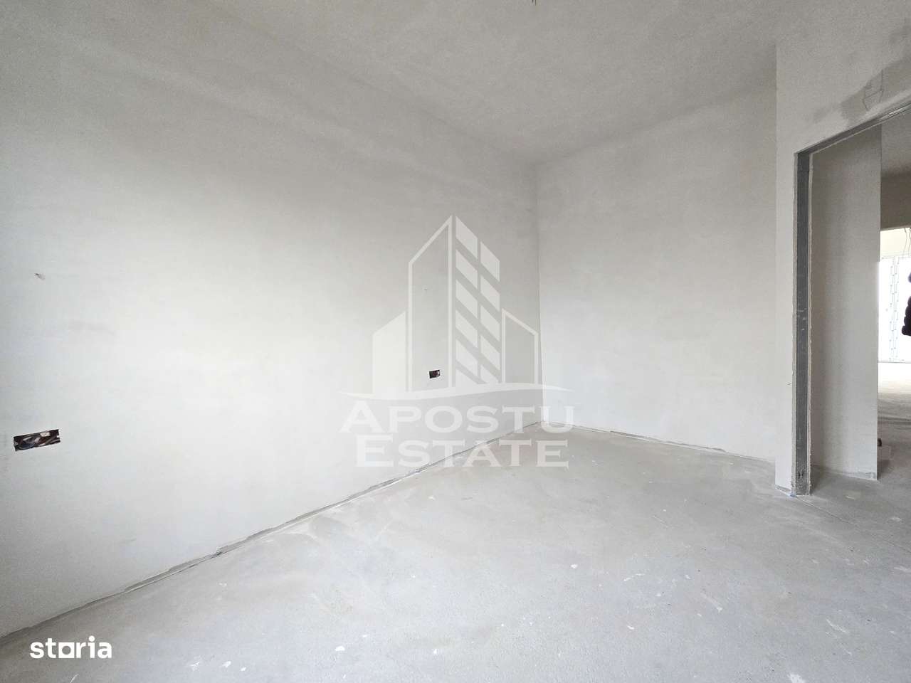 Jumatate de duplex, Parter + Etaj, 5 camere si 2 bai, Sag - Imagine principală: 4/19