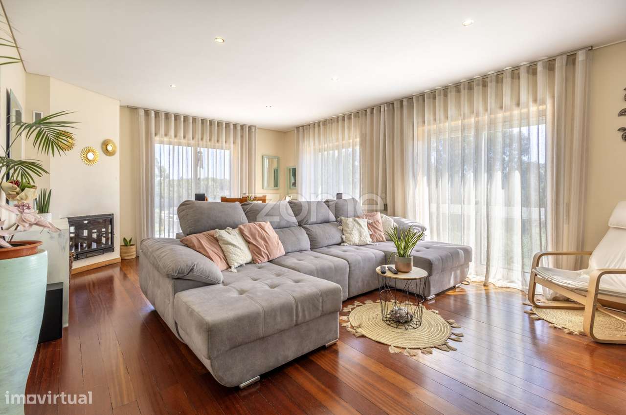 Apartamento a Venda T3 + 1 Duplex Luminoso em Gueifães - Grande imagem: 5/33