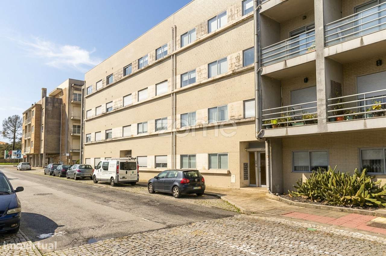 T3 com 3 varandas e lugar de garagem, no Centro de Valongo - Grande imagem: 2/32