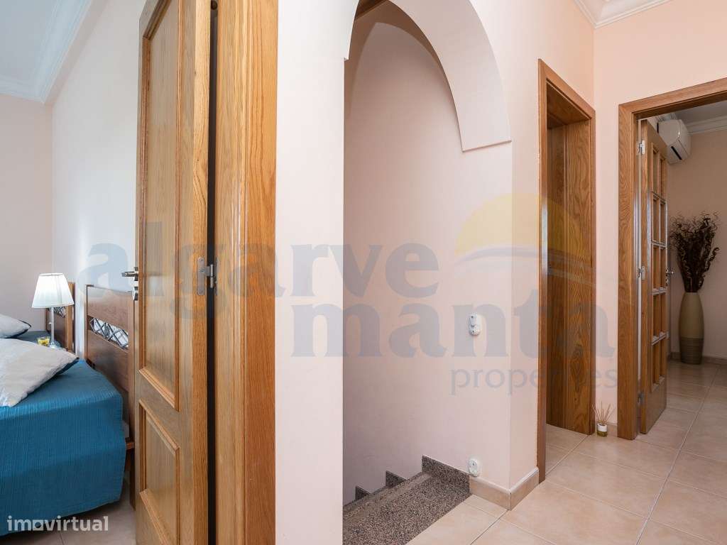 Andar de Moradia T2+1 perto da Praia da Lota, Algarve-21