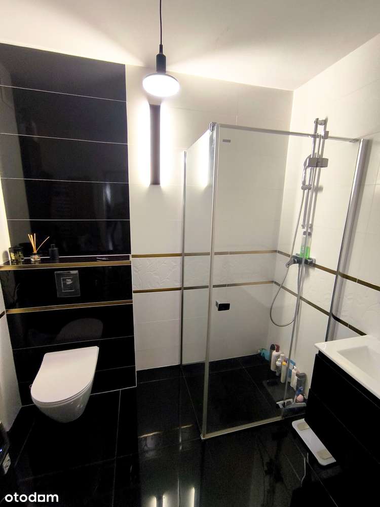 Nowoczesne 3-pokojowe mieszkanie z dużym balkonem w centrum Ciechanowa - Pełny obrazek: 4/8