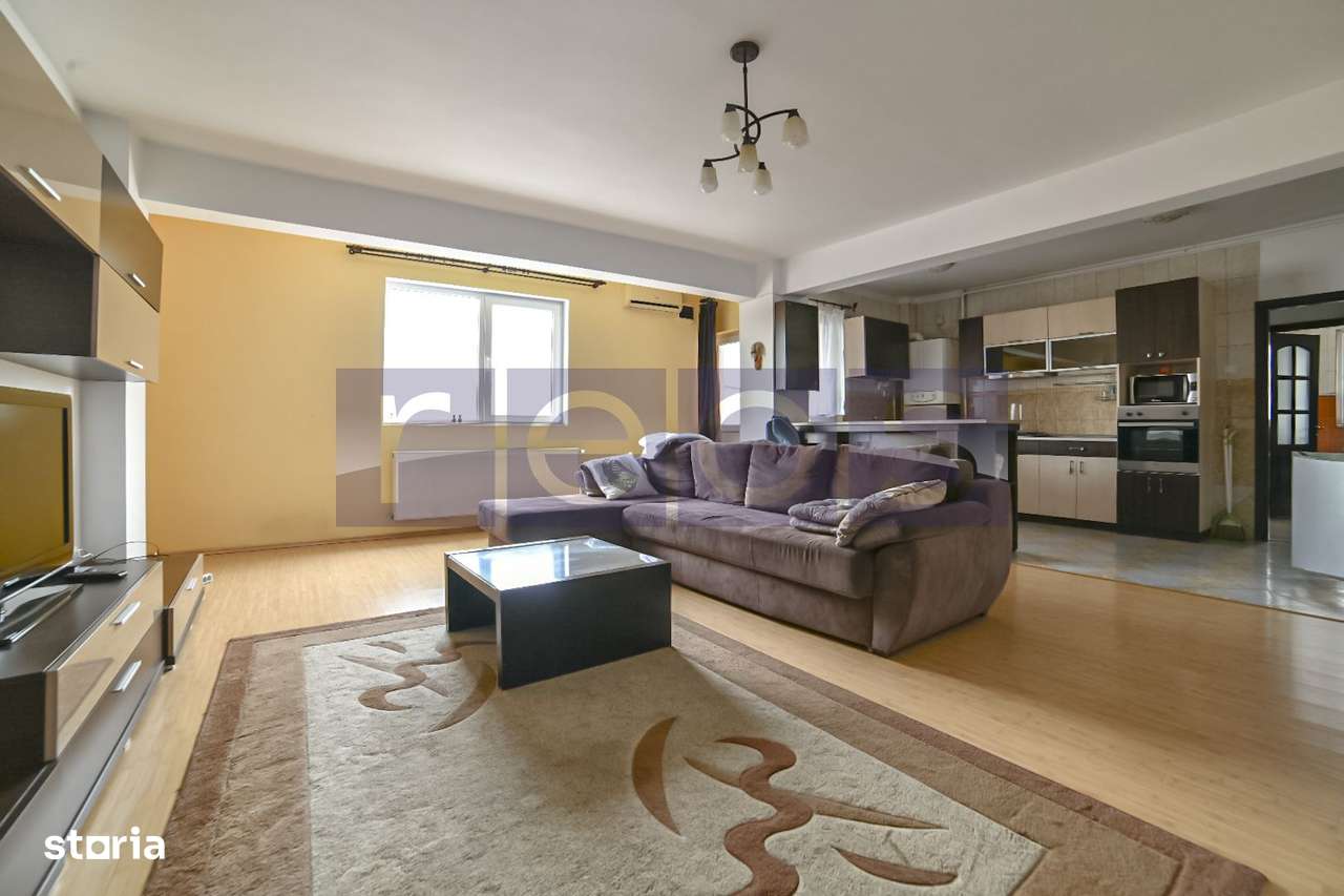 Vanzare apartament 3 camere constructie 2010 | Stefan cel Mare-Parcul - Imagine principală: 2/14