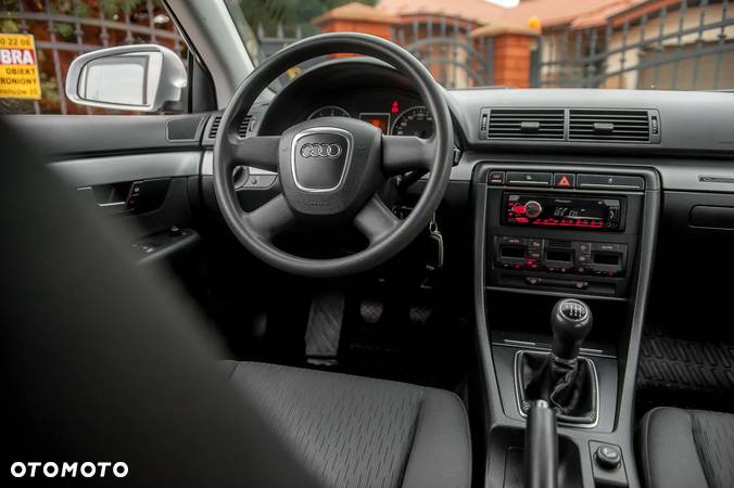 Audi A4 Avant 1.8T Quattro - 23